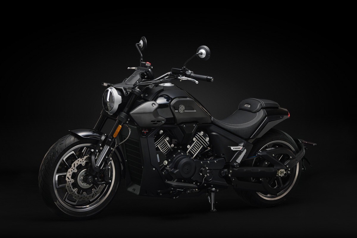 MBP C1002V: la cruiser cinese è disponibile nelle concessionarie